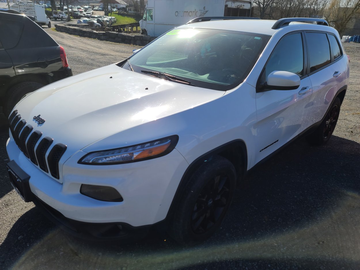Sports Utility Vehicle For Sale: 2014 Jeep Cherokee