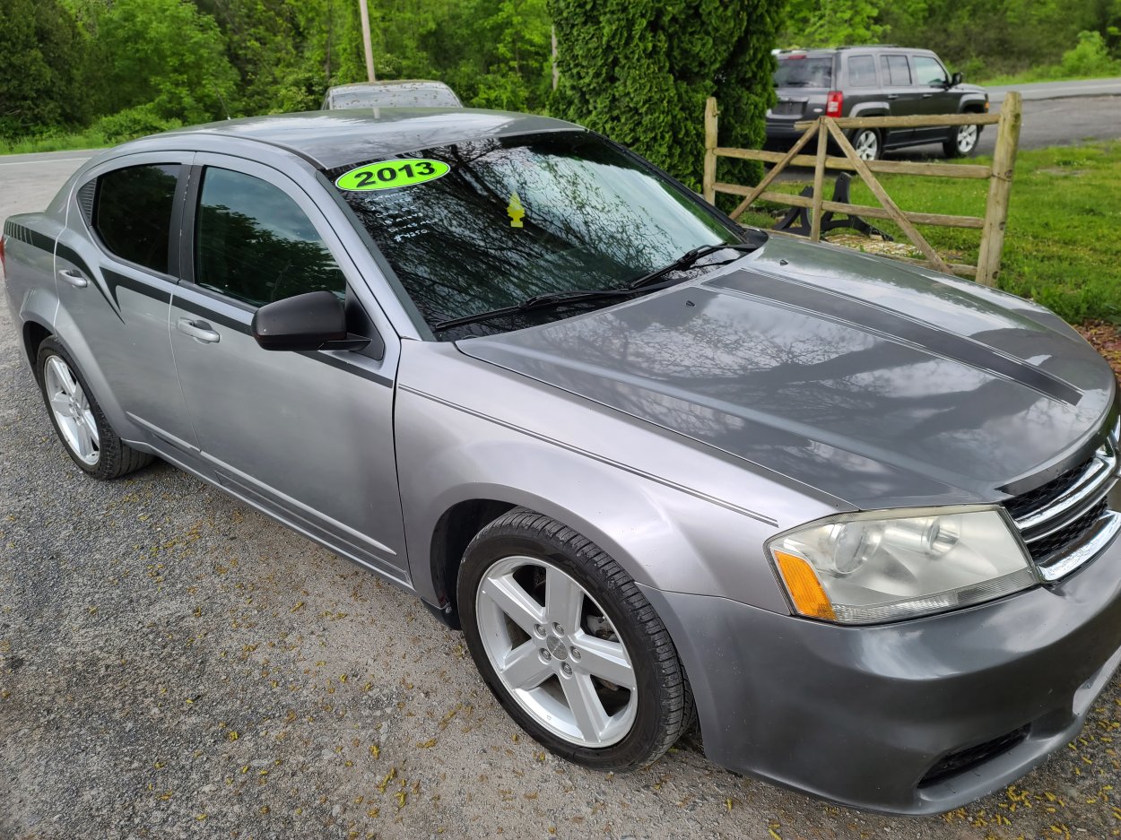 Passenger Car For Sale: 2013 Dodge Avenger