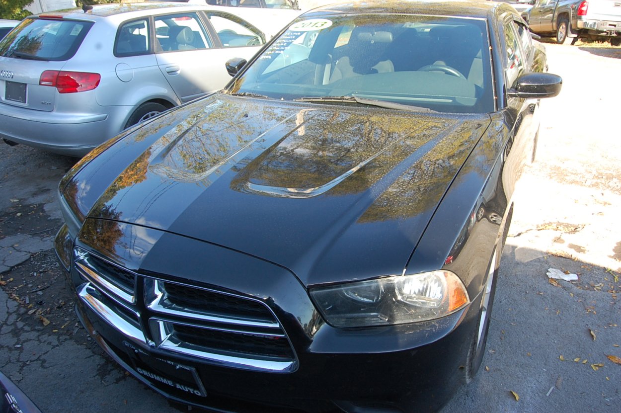 Passenger Car For Sale: 2013 Dodge Charger
 